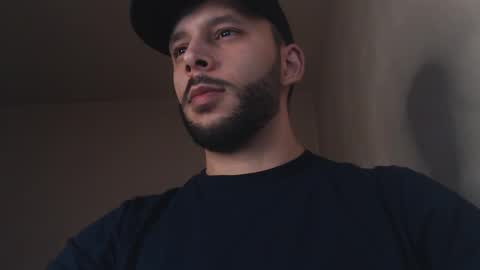 HenryAxe online show from 13, 10, 2025