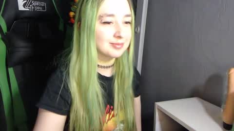 Snapshot of hentaishiing chatting on 4, 1, 2025 Hentaishiing online show from 4, 1, 2025