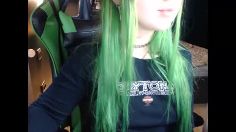 Snapshot of hentaishiing chatting on 16, 9, 2025 Hentaishiing online show from 16, 9, 2025