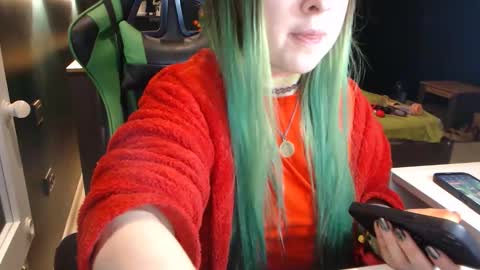 Snapshot of hentaishiing chatting on 8, 10, 2025 Hentaishiing online show from 8, 10, 2025