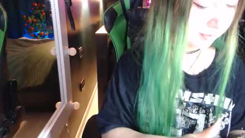 Snapshot of hentaishiing chatting on 3, 11, 2025 Hentaishiing online show from 3, 11, 2025