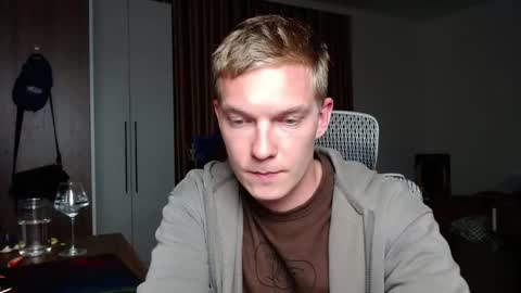 Gregblonde  Alextattoo online show from 28, 9, 2025