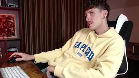 Gregblonde  Alextattoo online show from 17, 11, 2025