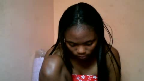 Snapshot of herisse01 chatting on 13, 6, 2026 herisse01 online show from 13, 6, 2026