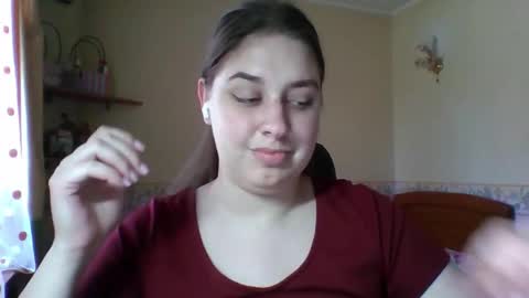 hess_luna_ online show from 18, 3, 2026