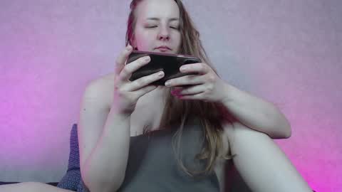 Hesssa Prime time  The broadcasts start at 3am and 3 pm London time  online show from 2, 12, 2024