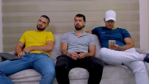 Snapshot of heteros_men chatting on 21, 2, 2025 heteros men online show from 21, 2, 2025