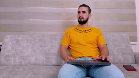 Snapshot of heteros_men chatting on 6, 3, 2025 heteros men online show from 6, 3, 2025