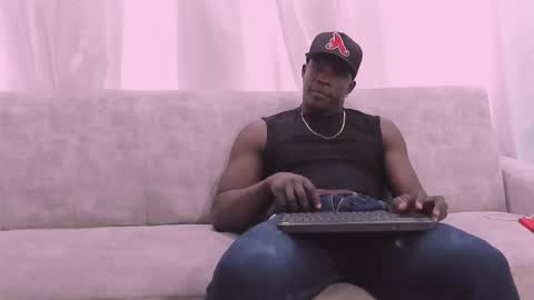 heteros men online show from 24, 3, 2026