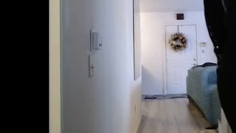 Snapshot of hevin69 chatting on 14, 12, 2025 hevin69 online show from 14, 12, 2025