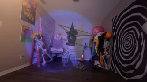 salem online show from 20, 10, 2025