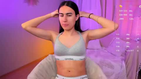 Snapshot of heyalena chatting on 16, 10, 2025 heyalena online show from 16, 10, 2025