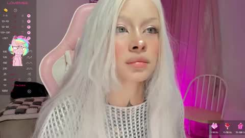 Snapshot of heybambino_ chatting on 28, 9, 2025 Bambi.....Help me get 100 likes in the satisfaction bar. online show from 28, 9, 2025