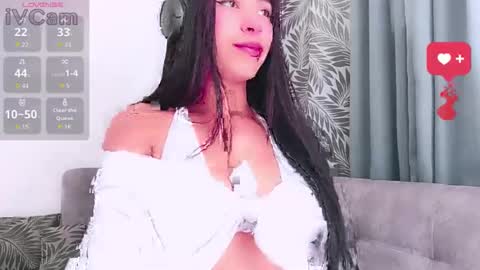 heyemi09 online show from 6, 4, 2026