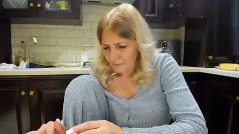 Heyheygrey online show from 1, 3, 2025