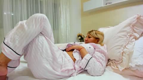 Heyheygrey online show from 9, 3, 2025