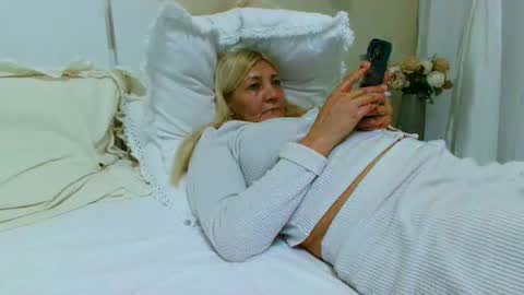 Heyheygrey online show from 18, 11, 2025