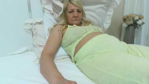 Snapshot of heyheygrey chatting on 6, 7, 2026 Heyheygrey online show from 6, 7, 2026