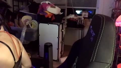 FlexieFae online show from 7, 1, 2025