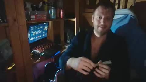 Snapshot of hharveyden chatting on 22, 2, 2026 H Dawg online show from 22, 2, 2026