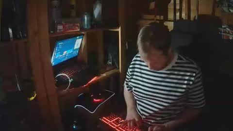 Snapshot of hharveyden chatting on 24, 2, 2026 H Dawg online show from 24, 2, 2026