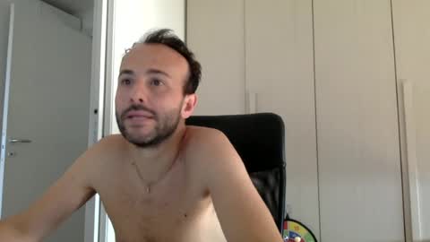 Snapshot of hhombre chatting on 22, 6, 2026 hhombre online show from 22, 6, 2026