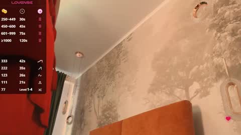 Hiaru online show from 1, 2, 2025