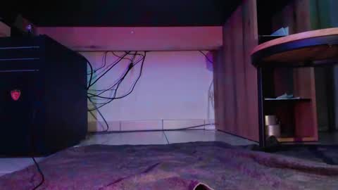 Snapshot of hibo66 chatting on 27, 10, 2025 InMyAss online show from 27, 10, 2025