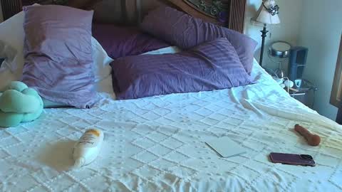 Snapshot of hidden_gold_milf chatting on 19, 9, 2025 hidden_gold_milf online show from 19, 9, 2025