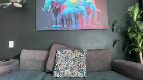 Terry and E online show from 19, 4, 2026