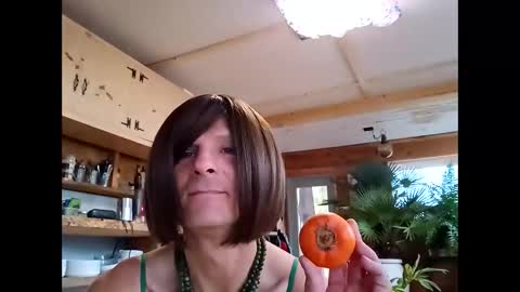 Snapshot of highpine chatting on 18, 12, 2025 Highpine online show from 18, 12, 2025