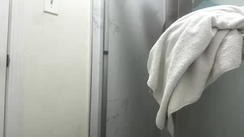 Snapshot of hihello7777 chatting on 5, 2, 2026 hihello7777 online show from 5, 2, 2026