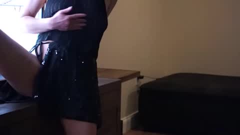 hikinxxx online show from 18, 4, 2026