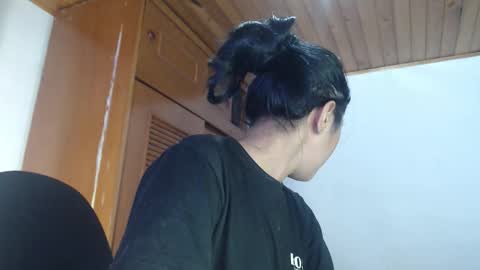 Snapshot of hilari18 chatting on 13, 10, 2025 hilaril18 online show from 13, 10, 2025