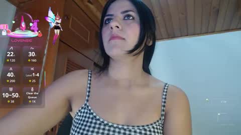 Snapshot of hilari18 chatting on 29, 11, 2025 hilaril18 online show from 29, 11, 2025