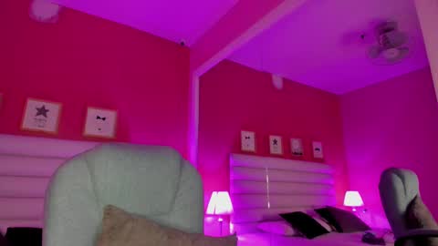 hilary_tailor online show from 28, 9, 2025