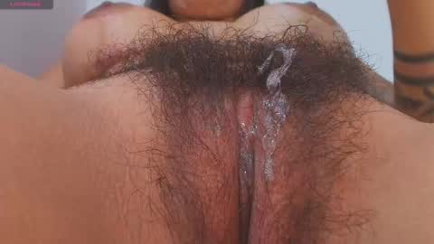 Snapshot of hillary_jones chatting on 22, 10, 2025 sarah online show from 22, 10, 2025