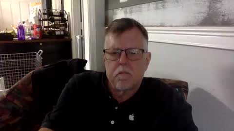 Snapshot of hillcountrydads chatting on 14, 12, 2025 TwoDaddies online show from 14, 12, 2025