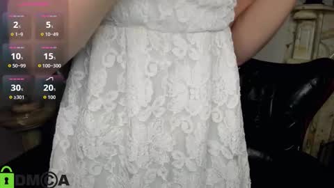 Snapshot of hilleva chatting on 30, 11, 2025 hilleva online show from 30, 11, 2025