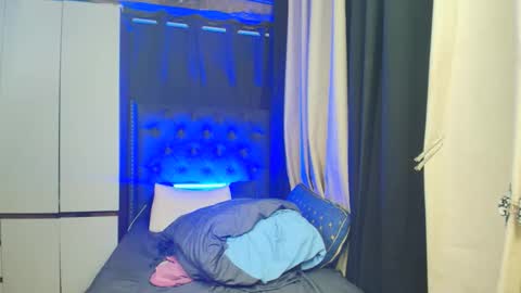 yuricah online show from 16, 9, 2025