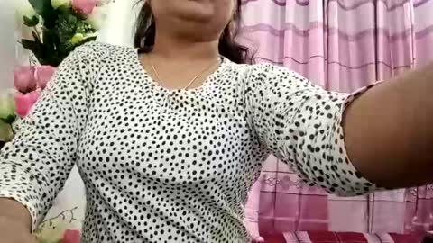 himuhimu22 online show from 25, 1, 2025