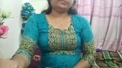 himuhimu22 online show from 7, 3, 2025