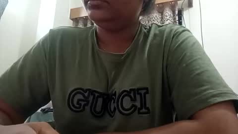 himuhimu22 online show from 15, 9, 2025