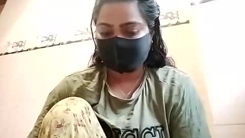 himuhimu22 online show from 5, 12, 2025