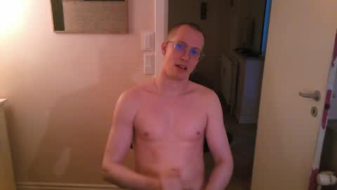Snapshot of himynameispradbitt chatting on 6, 4, 2026 Boris Johnson online show from 6, 4, 2026