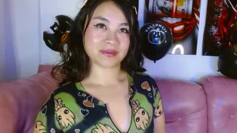 Snapshot of hinataleecs chatting on 10, 10, 2025 hinata lee online show from 10, 10, 2025