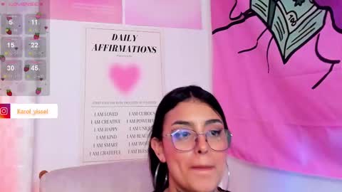 Snapshot of hinataweed01 chatting on 10, 3, 2025  Karol  Independent Model online show from 10, 3, 2025
