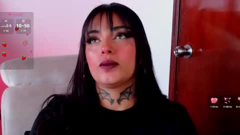 Snapshot of hinataweed01 chatting on 17, 6, 2026 Karol Independent Model online show from 17, 6, 2026
