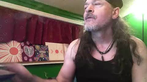 hippiedad333 online show from 2, 4, 2026