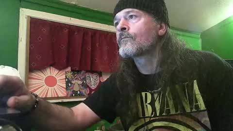 hippiedad333 online show from 18, 4, 2026